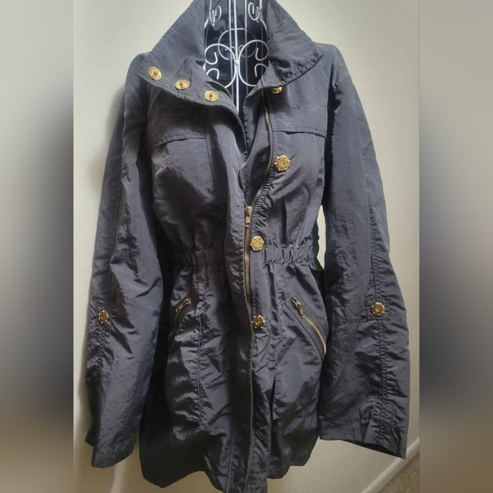 Womans Cold Weather/Windbreaker